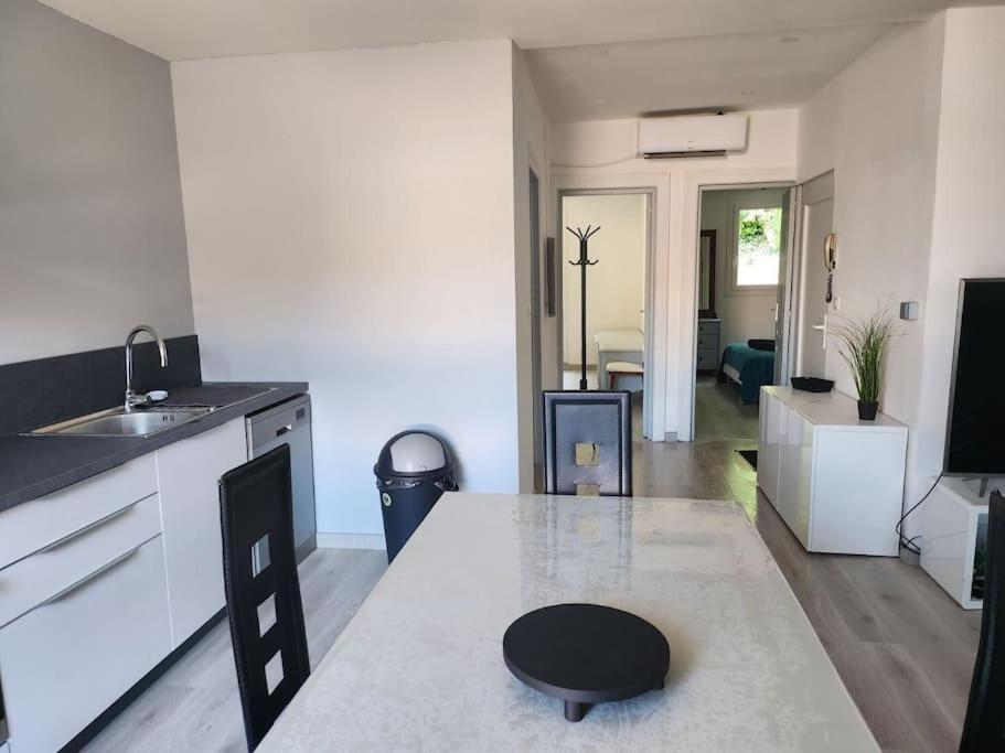 Appartement Sandonato Clermont-lʼHérault Εξωτερικό φωτογραφία