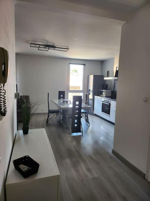 Appartement Sandonato Clermont-lʼHérault Εξωτερικό φωτογραφία